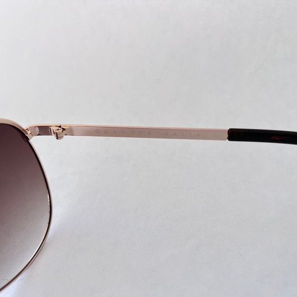 New Quay Vivienne Oversized Aviator Sunglasses Gold Brown Rare - Picture 7 of 8